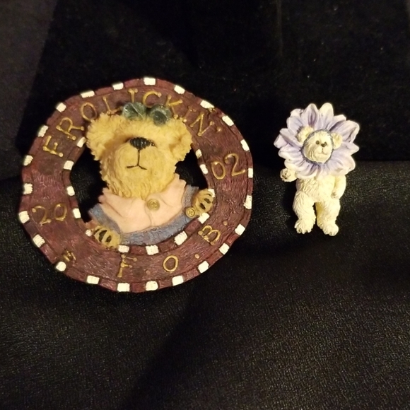 Jewelry - Boyd's bear pins